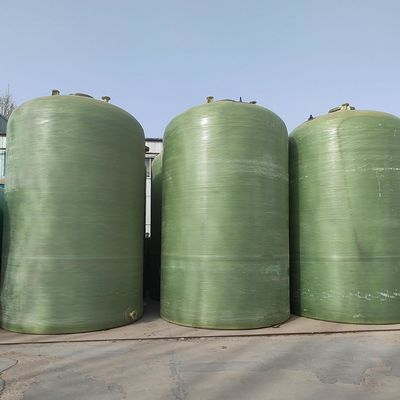 Contenedores de almacenamiento de agua agrícola convenientes Instalación fácil Valva de drenaje duradera incluida