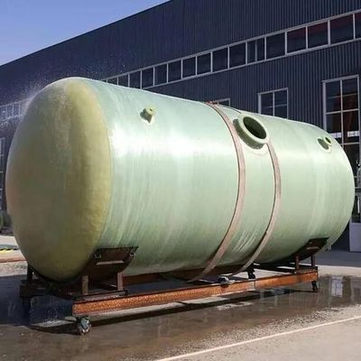 Tanques y recipientes de FRP de 200 metros cúbicos ajustados 0.6MPa Tanque de presión de FRP