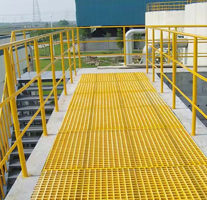 Cubierta de rejilla de suelo de plástico moldeada 4x8 Rejilla de fibra de vidrio Frp 385mm Pasarelas Rejilla de GRP
