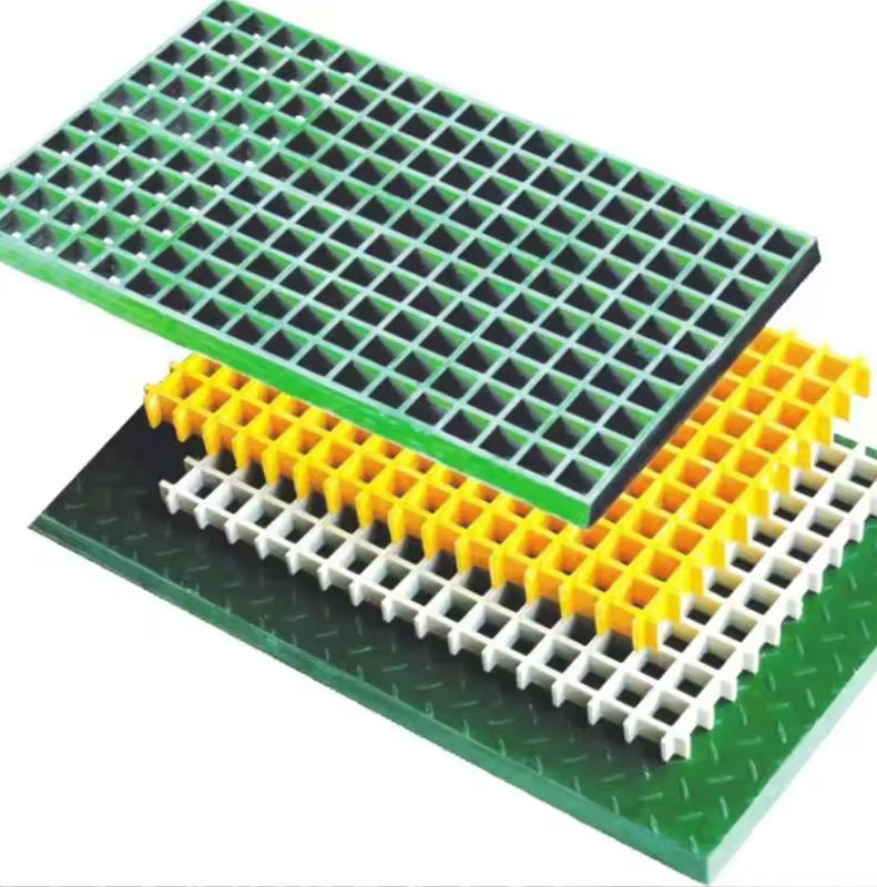 38x38mm Rejilla de FRP para paneles de energía solar Techo de arriba pasarelas de plástico de suelo Rejilla de hoja de panel